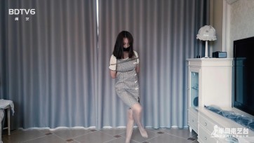 【半岛束艺台】【丝】【堵】【舞】  民族舞者布玛才艺表演