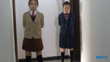 【MJ影视】戴着重镣铐的女孩