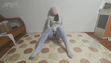 【狸猫工作室】女M完全缝合成丝袜人偶，极限抑制呼吸，绝望挣扎，丝袜全包踩踏蹂躏