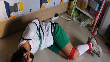 【麻绳工作室】「绮」湾湾妹子 19岁 大学生 大一学妹 - 运动会成绩表现不佳，回家被绑起来处罚，情境式捆绑